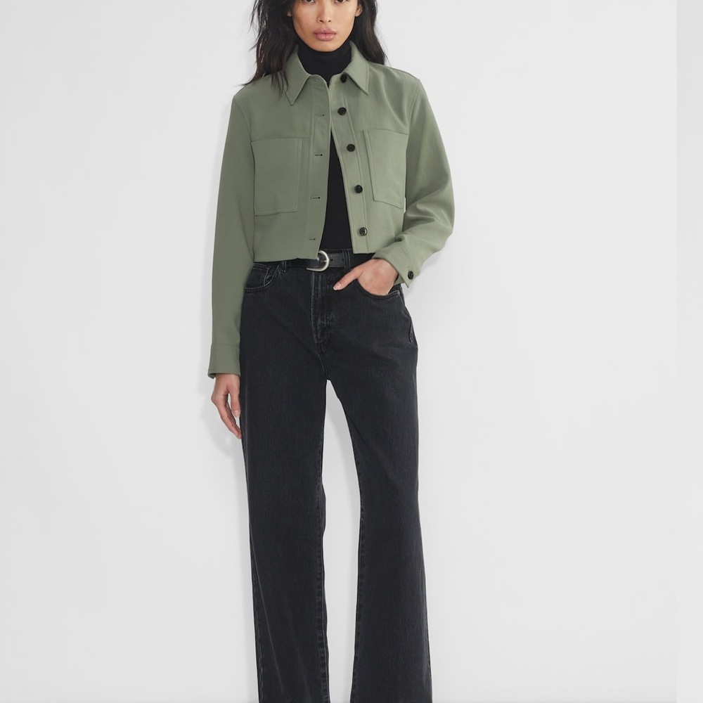 ✨NWT Aritzia Little Cropped Jacket Crepette perfect for fall - Picture 8 of 10